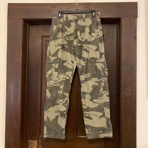 Men’s Wrangler Fleece Lined Camo Cargo Pants